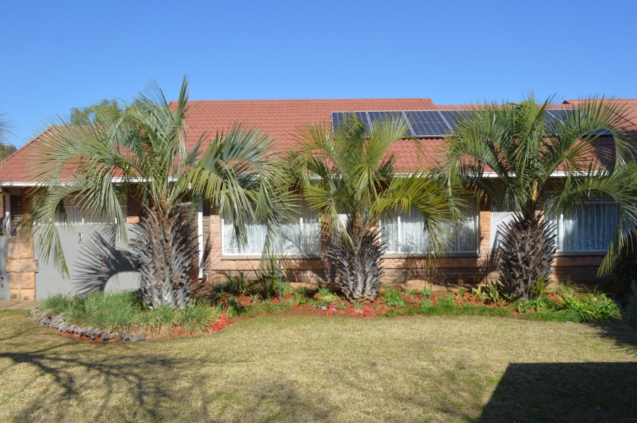 4 Bedroom Property for Sale in Wilkeville North West